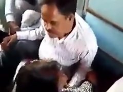 اللعنة الاصبع الهندي في القطار